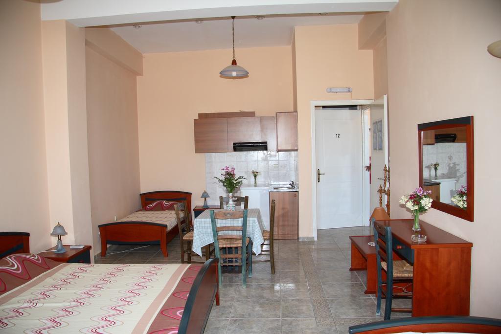 ואטי Calypso Apartments מראה חיצוני תמונה