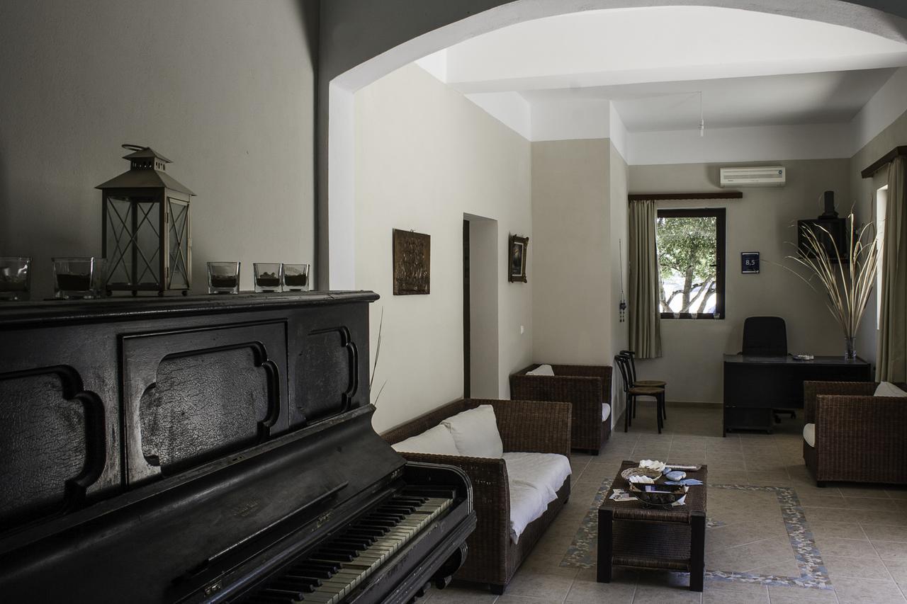 ואטי Calypso Apartments מראה חיצוני תמונה